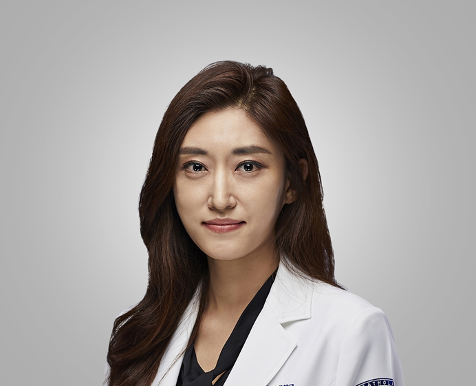 기름진 명절 음식·늦은 식사, 위식도역류질환 키운다