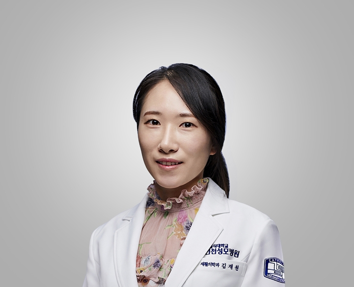 $또래보다 말이 늦다면?…“발달지연, 기다리기보다 평가가 먼저”