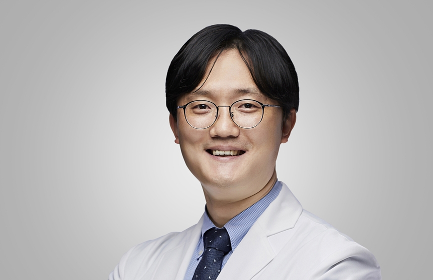 $10월 20일 세계 골다공증의 날, 나이 들수록 중요한 뼈 건강 관리